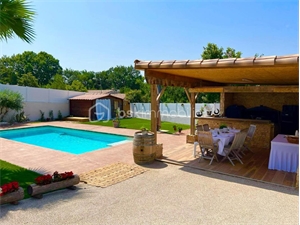 villa à la vente -   34150  GIGNAC, surface 160 m2 vente villa - UBI461657333